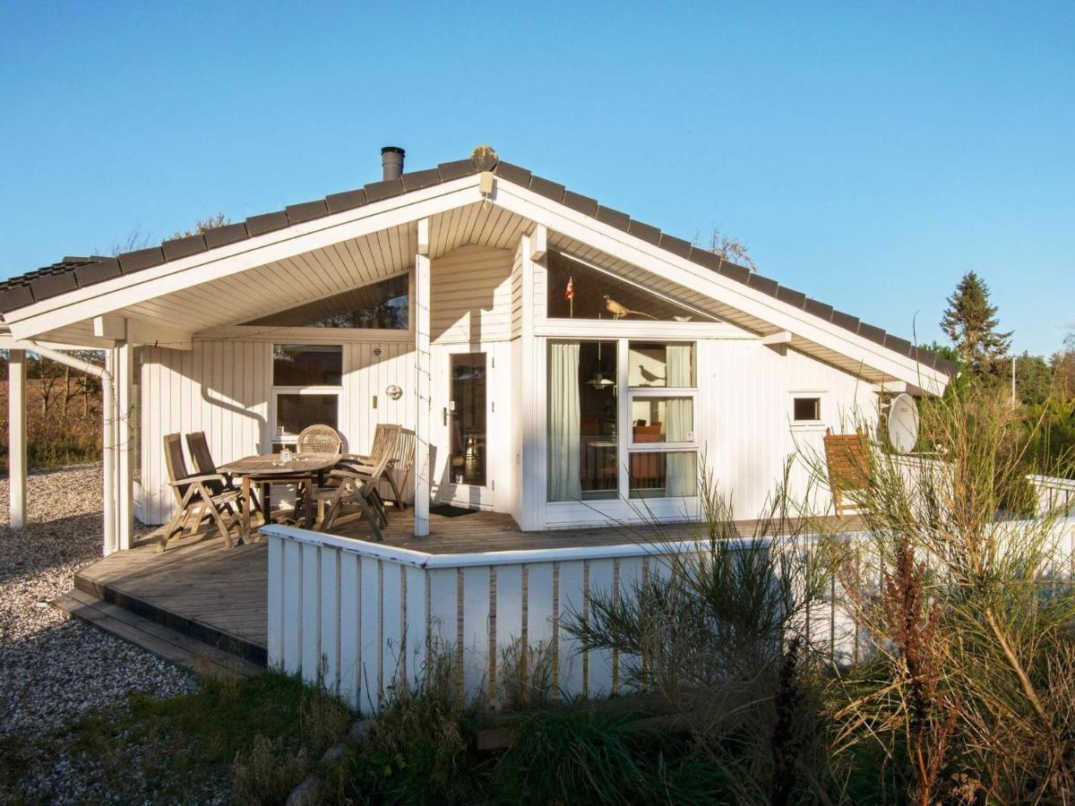 6 Person Holiday Home In Knebel Orby Exterior photo